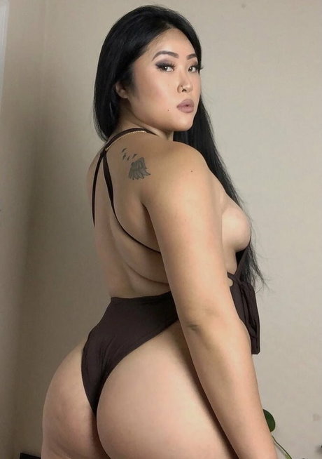 Jin Baek アートスター 写真