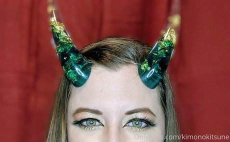 kimonokitsune アダルトスター 写真