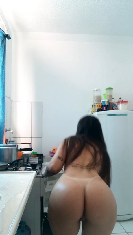 Bruna Fermmiano エロティックなポルノスター 画像