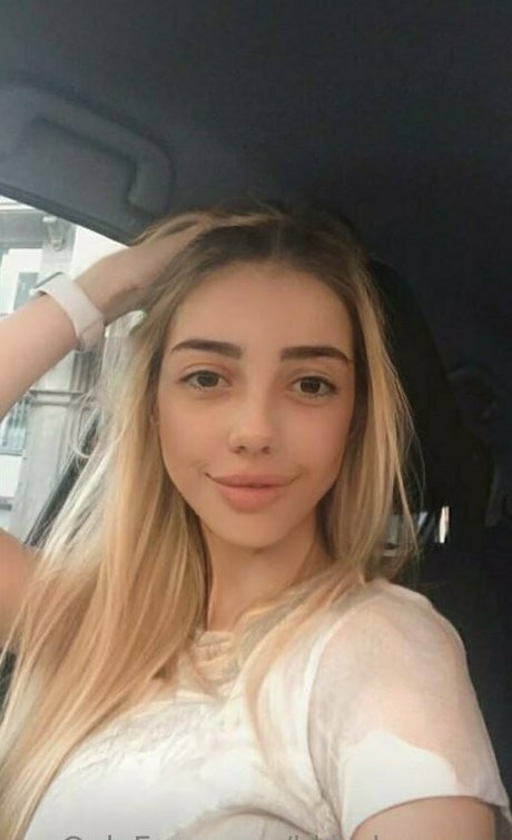 バレーボール オンリーファンズ 無料 画像