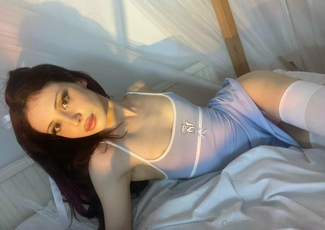 Mina Bell ヌードのポルノスター アーカイブ