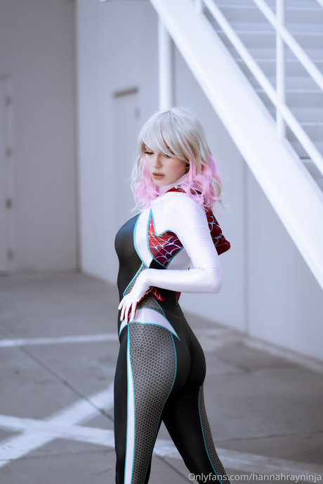 毛深い黒檀オンリーファンズ ヌード 画像