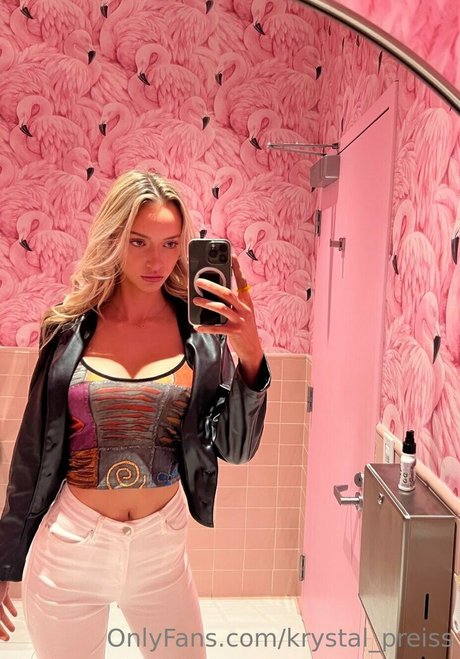 Krystal Preiss セクシーなスター 写真