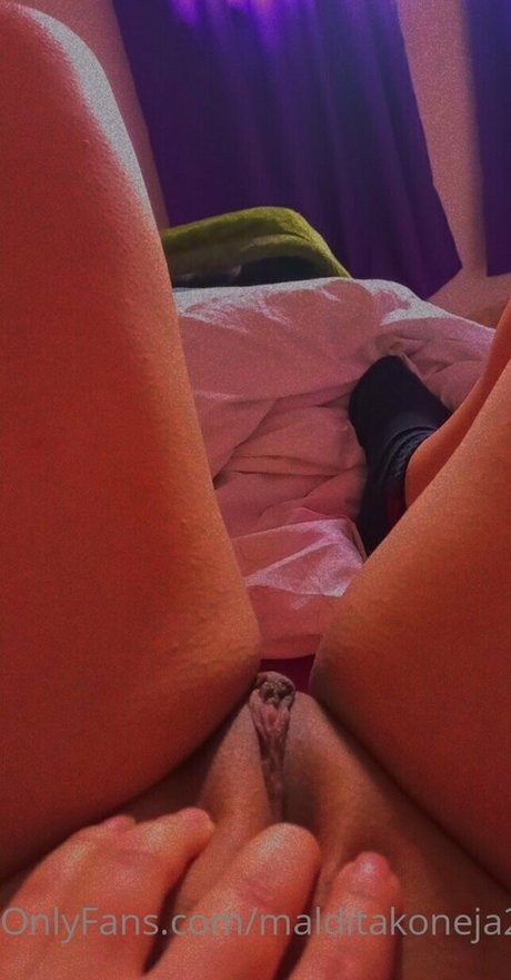 malditakoneja22 ポルノモデル 画像