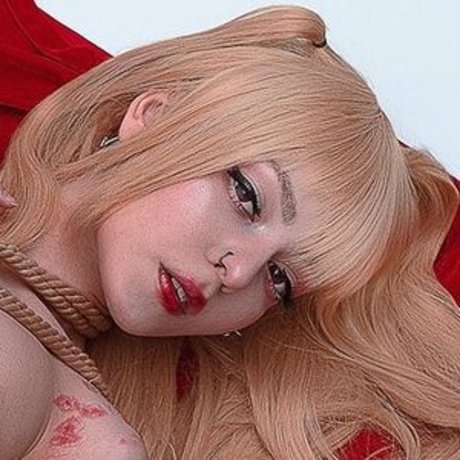 アジア人 BBC オンリーファンズ ヌード 画像