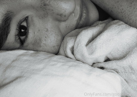 家族限定ファン ホットヌード 画像