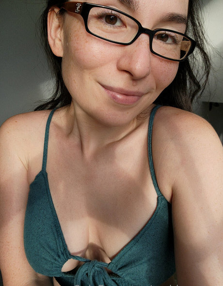 18歳のオンリーファンズ 素敵 アーカイブ