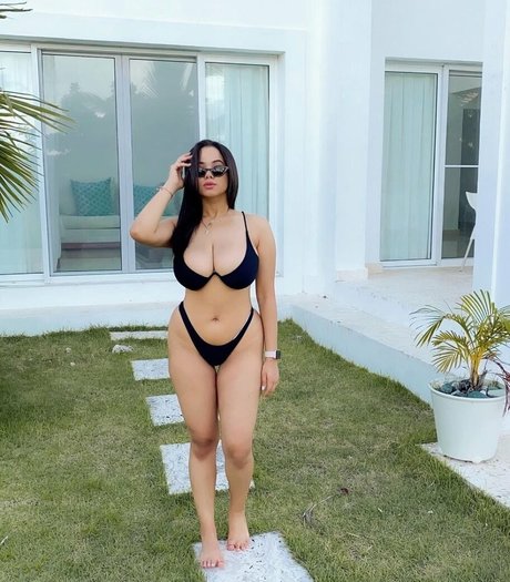 ゲイランジェリーOnlyFans ポルノ 画像