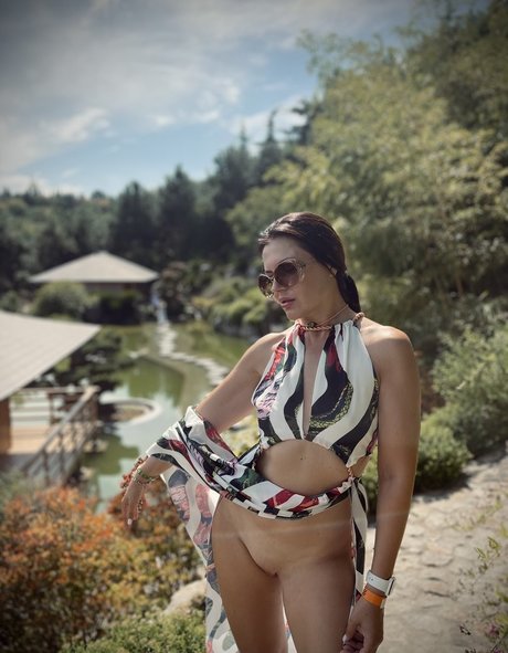 アラブのティーンズオンリーファンズ ポルノ 写真