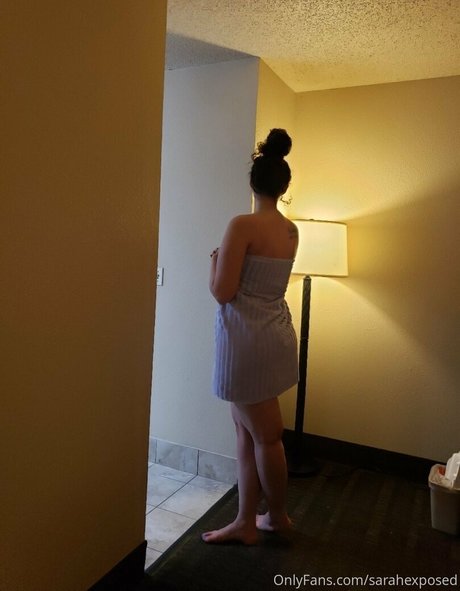 sarahexposed エロティックなスター 写真