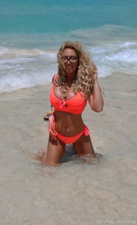 18歳以下の無料OnlyFans HD 写真