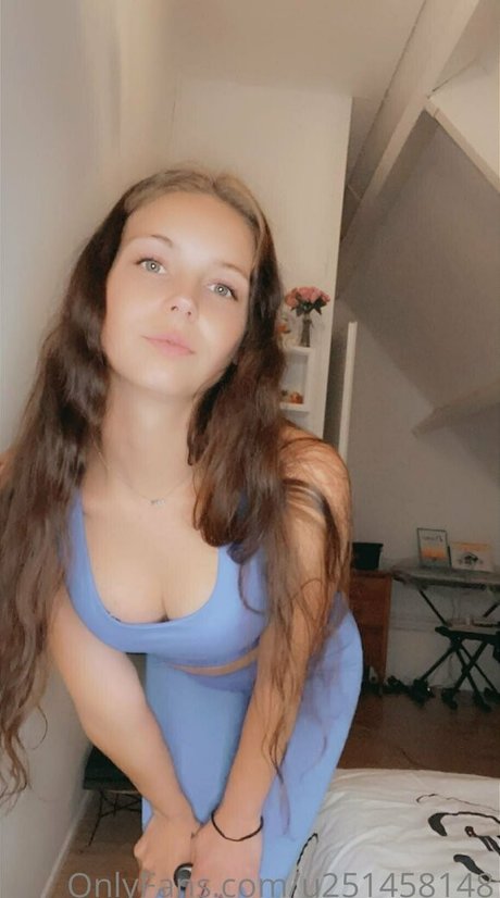 selinaxxkyle アダルトモデル 写真