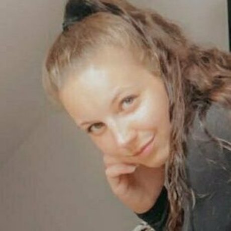 selinaxxkyle 最高のポルノスター ギャラリー