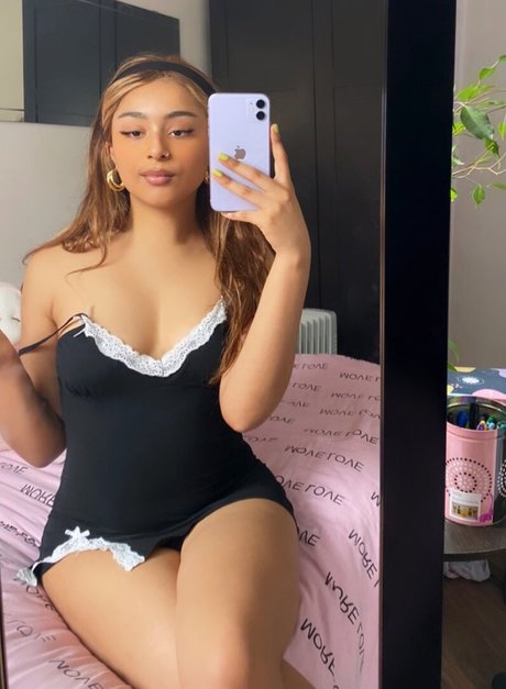 lilyluvrr 完璧な女優 ギャラリー