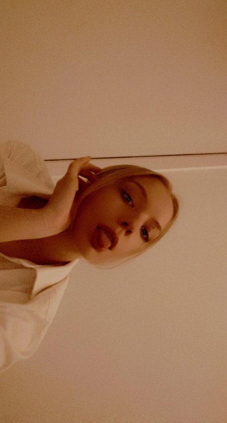 jovi fragole 完璧なモデル ギャラリー