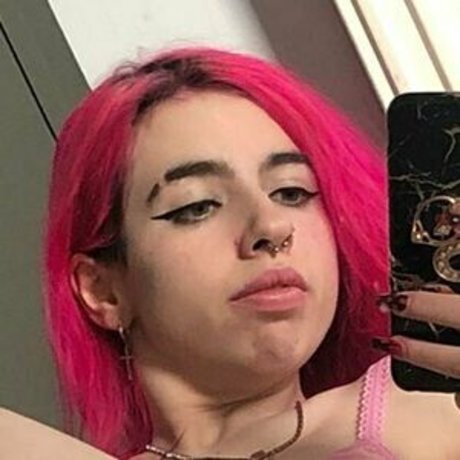 Shelly BJs ポルノスター 画像