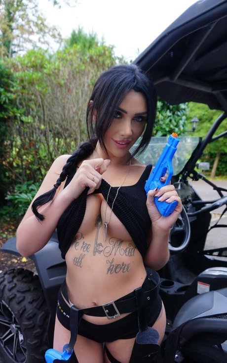 ぽっちゃりカップルOnlyFans アート裸 写真