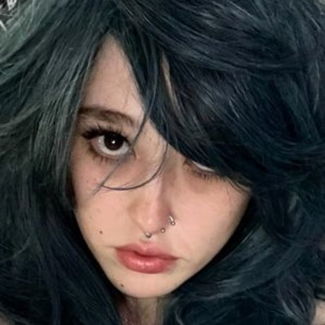 オンリーファンズでのセクスティング HD 画像