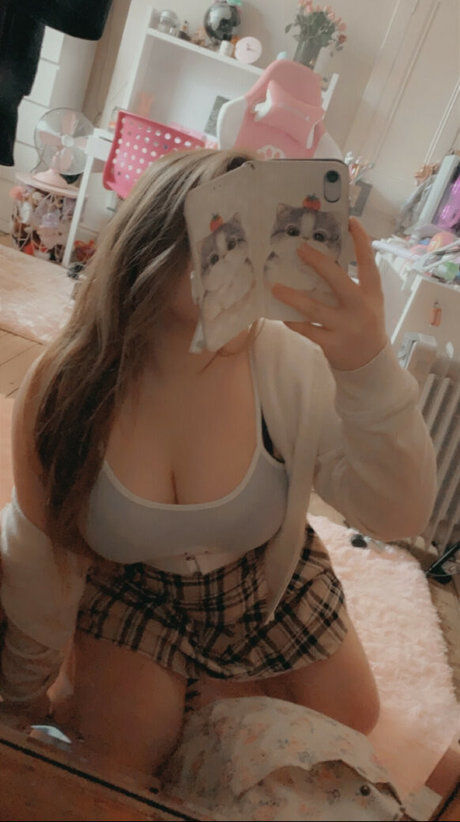 足ヌードオンリーファンズ 美しいヌード 写真