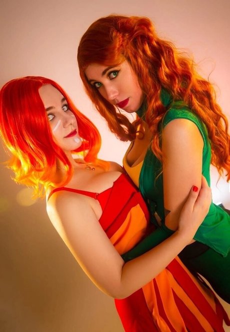 ランジェリーオンリーファンズ トップ 写真