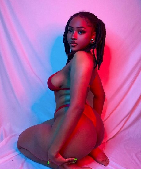 Etherealblackness xxxポルノスター 画像