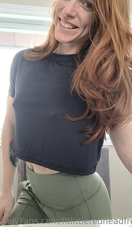 ティーンシーメールオンリーファンズ ポルノ 写真