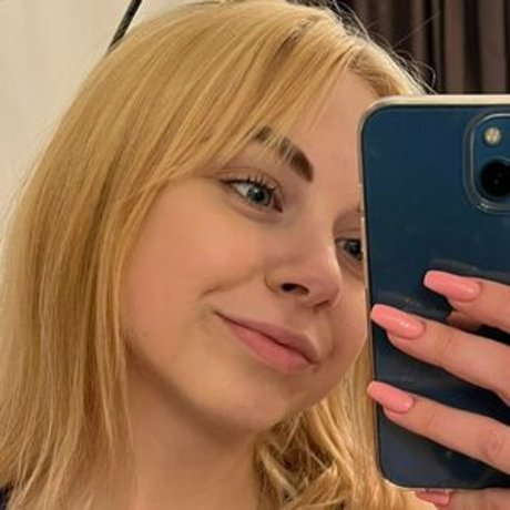 diana kuss ポルノスター 写真