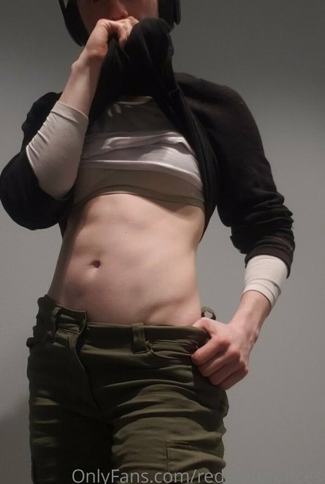 大きな乳首オンリーファンズ 裸 ギャラリー