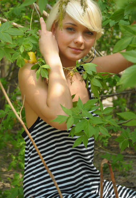 英国アマチュアオンリーファンズ ポルノ 写真