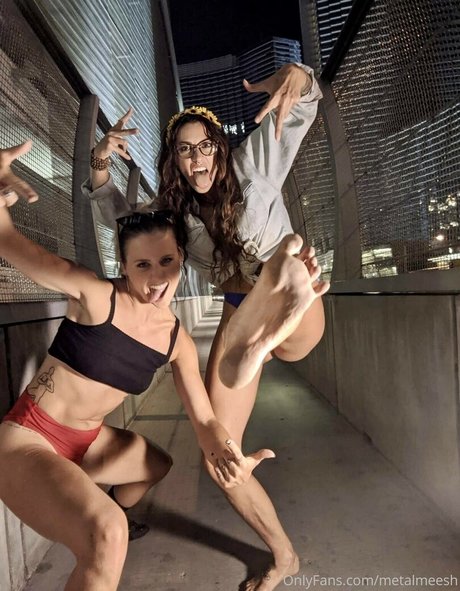 metalmeesh アートモデル 写真