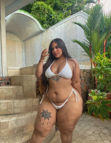 年配の熟女オンリーファンズ ポルノグラフィック 写真