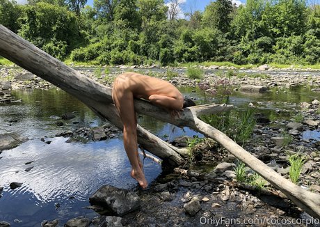 黒人レズビアンオンリーファンズ 裸 写真