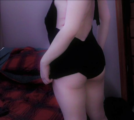 raccoonwaifuwu ヌードモデル ギャラリー