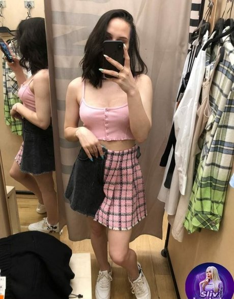 セクシーなドレスOnlyFans アートヌード ギャラリー