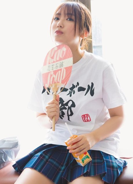 ジンジャートゥインクオンリーファンズ 美しいポルノ 画像