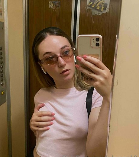 ゴス3P OnlyFans ベスト 写真