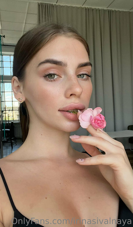 JOIアジアンOnlyFans 無料セクシー 写真