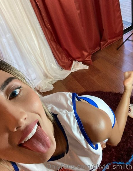 oliviasmiithfree ポルノスター セックス 画像