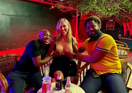 OnlyFansの写真 ヌード アーカイブ