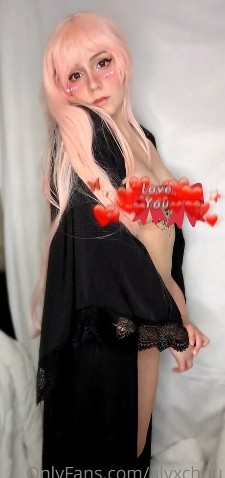 alyxchuu 裸のポルノスター 写真