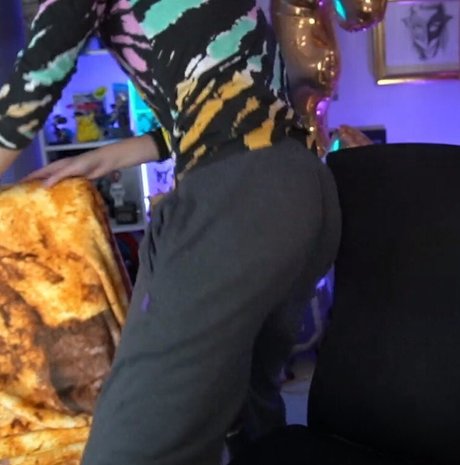 大学生のオンリーファンズ ベスト 写真