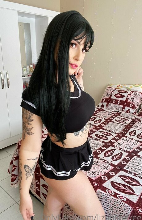 アジア人 ノーPPV オンリーファンズ ホット裸 写真