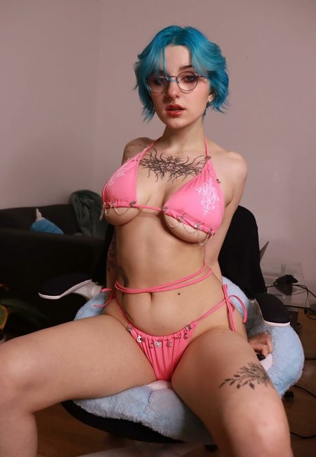 lyracr0w0 ホットなモデル 写真