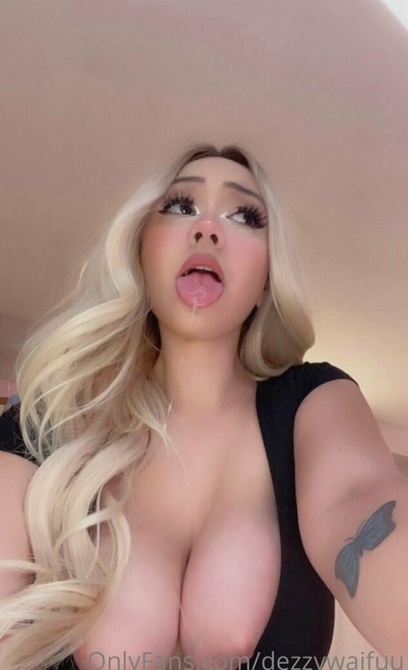 dezzywaifuu 女優 写真