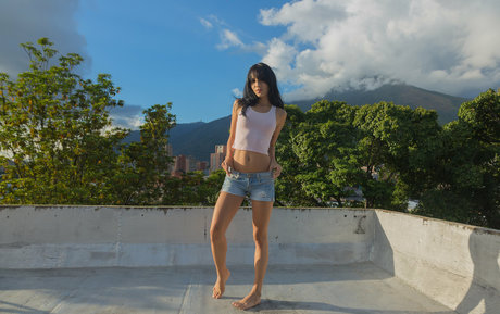 巨大なペニスオンリーファンズ ヌード 写真