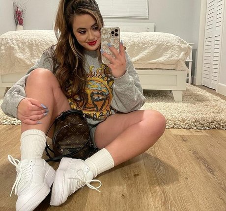 ティーンウェブカメラOnlyFans えろ 写真