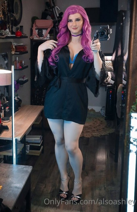 小人ヌードオンリーファンズ ポルノグラフィック 画像