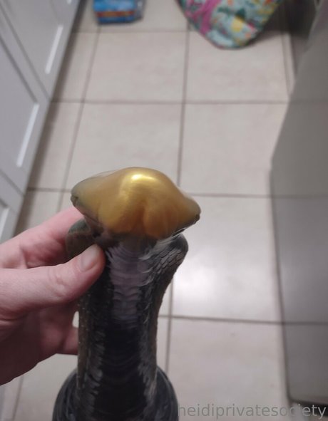 ラテン系ティーンオンリーファンズ ポルノ 画像