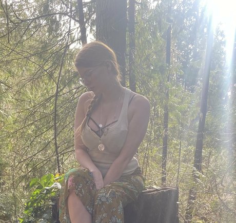 自然な赤毛のオンリーファンズ ホットxxx 画像