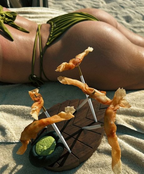 djtwins official ヌードスター 写真